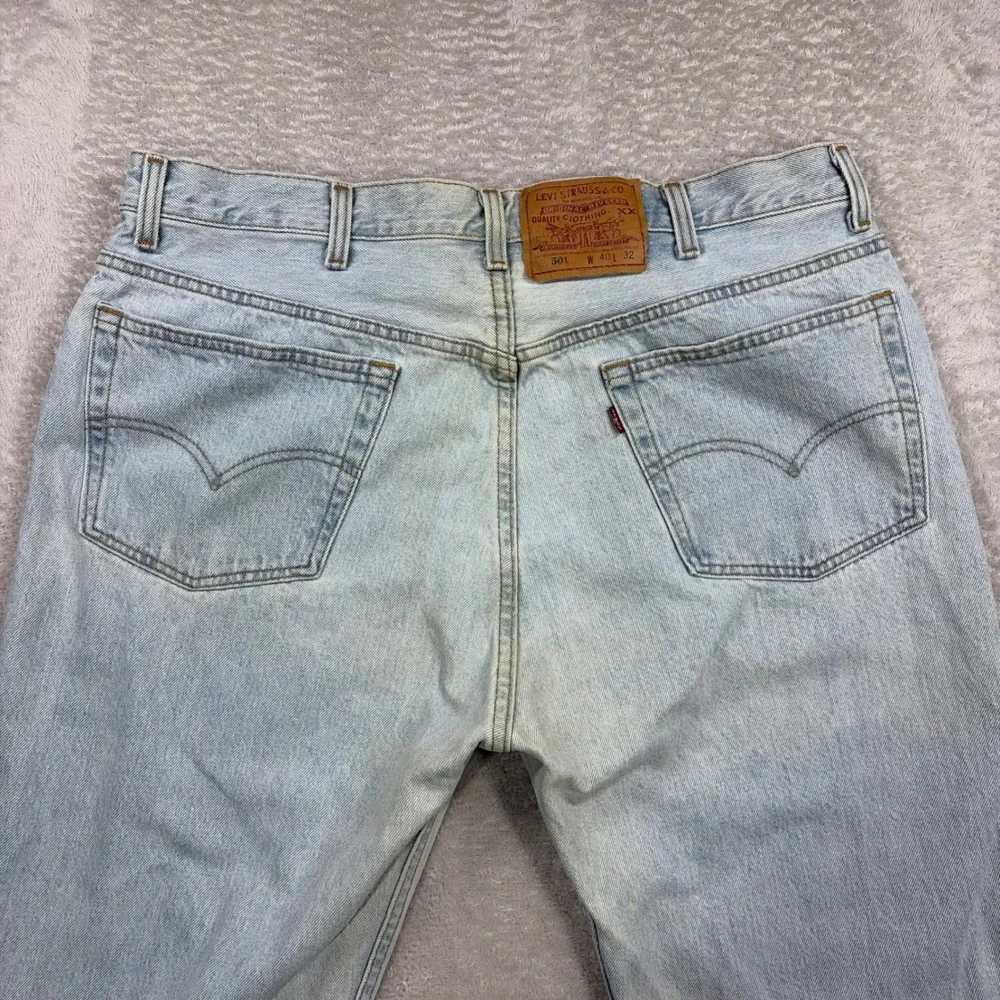 Vintage Levi's 501 Jeans Mens 40x32 Light Blue USA Made 90s Straight Leg Denim
